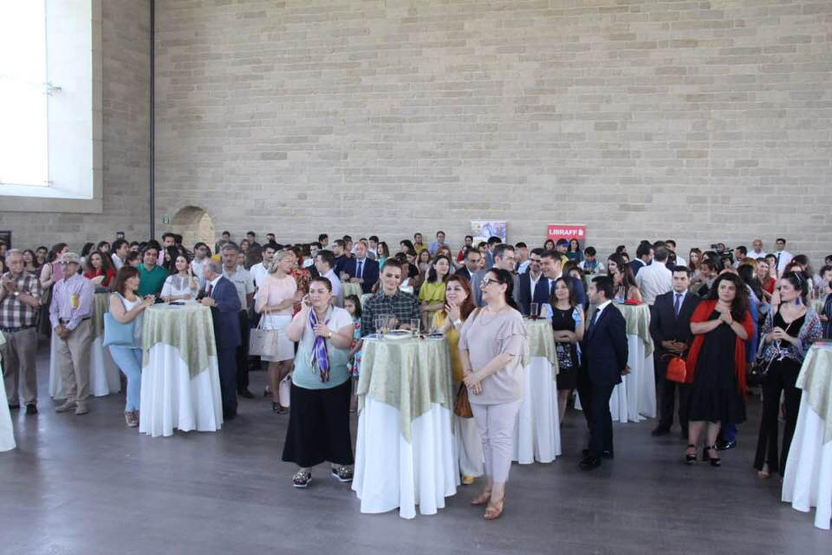 Первые супергерои Азербайджана! Фантастическая презентация "Принцессы планеты ветров" (ВИДЕО, ФОТО)