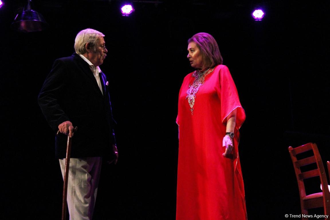 Русдрама имени Самеда Вургуна - 98 знаков качества (ФОТО)