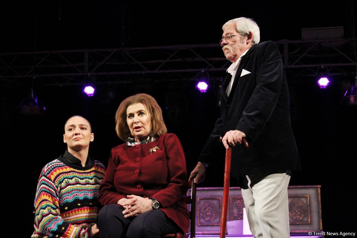 Русдрама имени Самеда Вургуна - 98 знаков качества (ФОТО)