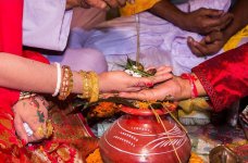 Азербайджанский фотограф снимает свадебные традиции Бангладеш (ФОТО)