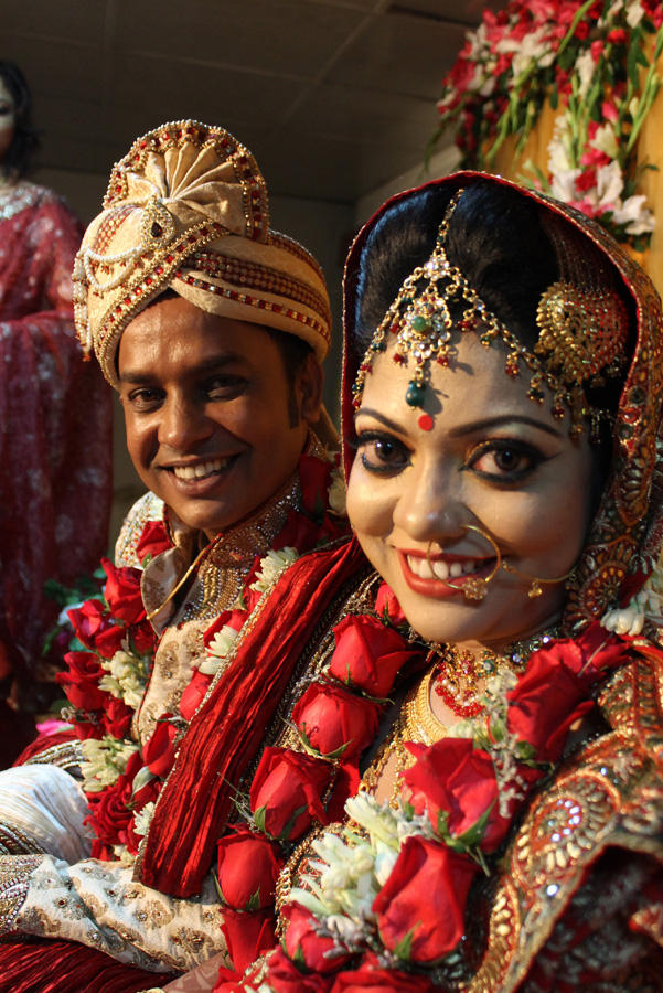 Азербайджанский фотограф снимает свадебные традиции Бангладеш (ФОТО)