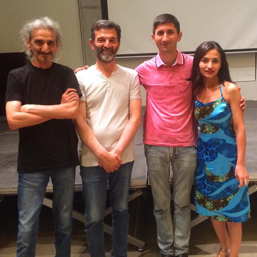 Семейная чета представила в Баку синтез артхауса и комедии (ФОТО)