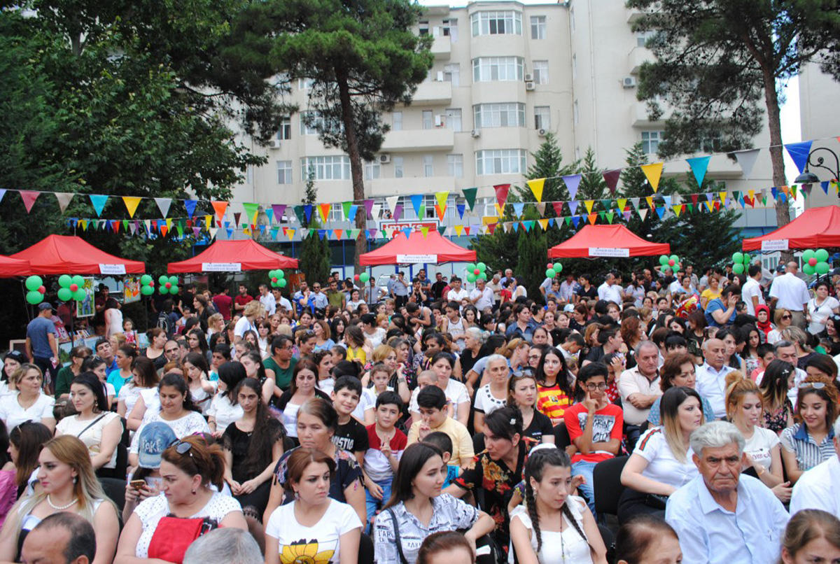 В Мингячевире прошел творческий фестиваль "Из регионов в регионы" (ФОТО)