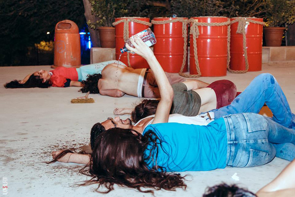 У азербайджанских актеров под открытым небом произошло лунное затмение (ФОТО)