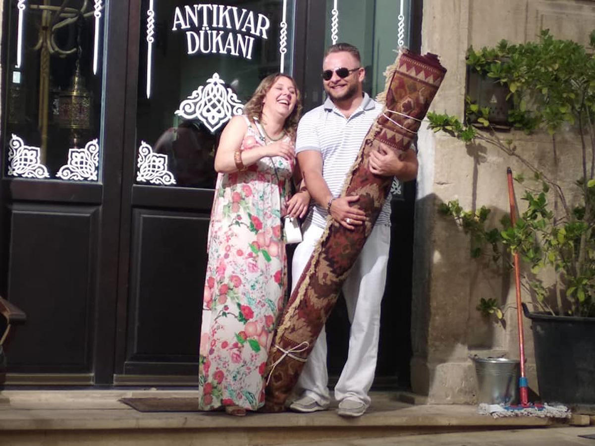 В Баку разбили тарелку и начали съемки романтической комедии "Однажды на жаре"  (ВИДЕО, ФОТО)