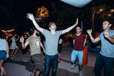 У азербайджанских актеров под открытым небом произошло лунное затмение (ФОТО)