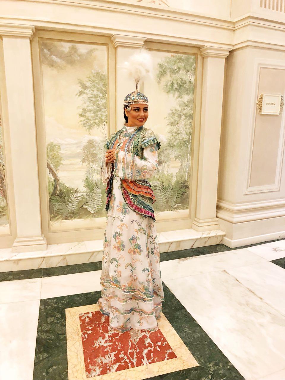 Вюсаля Ализаде в азербайджанском национальном платье очаровала гостей  "Астана-Аркау" (ФОТО)