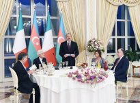 От имени Президента Ильхама Алиева в честь Президента Италии организован официальный прием (ФОТО)