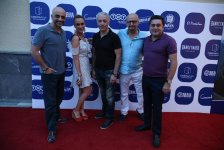 Приключения азербайджанцев и русских на берегу Каспия (ВИДЕО, ФОТО)