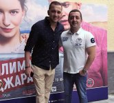 Приключения азербайджанцев и русских на берегу Каспия (ВИДЕО, ФОТО)