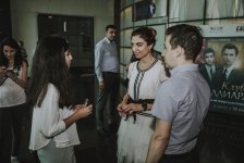 Выпускники Гарварда показали в Баку как заработать миллиард (ФОТО)