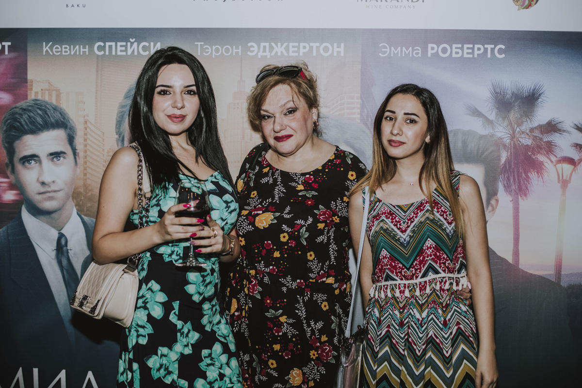 Выпускники Гарварда показали в Баку как заработать миллиард (ФОТО)