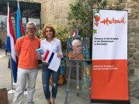 Посол Нидерландов в Азербайджане восхищен своим портретом: Страна тюльпанов и ветряных мельниц (ФОТО)