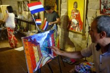 Посол Нидерландов в Азербайджане восхищен своим портретом: Страна тюльпанов и ветряных мельниц (ФОТО)