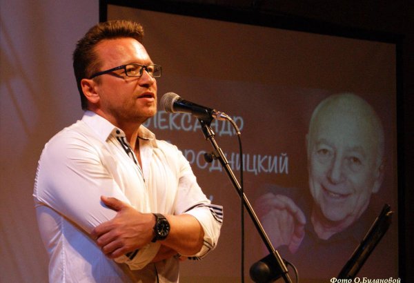 Владимир Глазунов: Мусульмане, православные, католики  - в Баку все говорили на одном языке (ФОТО)