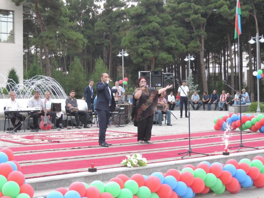 В курортном Нафталане прошел творческий фестиваль "Из регионов в регионы" (ФОТО)