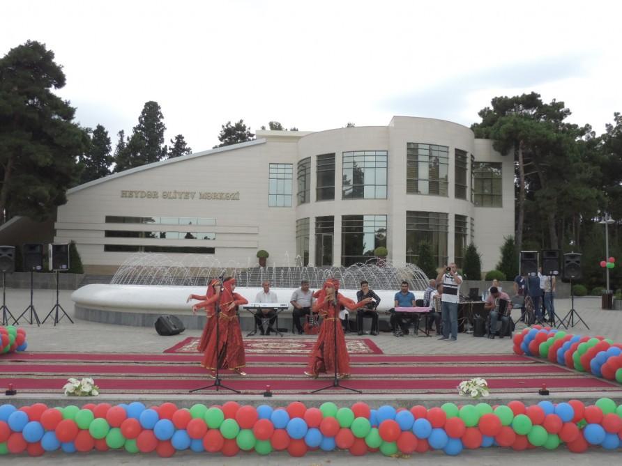 В курортном Нафталане прошел творческий фестиваль "Из регионов в регионы" (ФОТО)