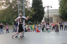 Романтическое аргентинское танго в вечернем Баку (ФОТО)