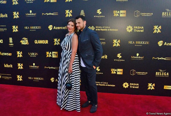 На фестивале "ЖАРА" всегда хочется выглядеть роскошно - Жасмин (ФОТО)