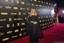 Звезды на красной дорожке закрытия фестиваля "ЖАРА-2018". До новых встреч! (ФОТО)