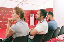 Азербайджанские и российские журналисты приняли участие в съемках комедии "Жара в БАКУ" (ФОТО)