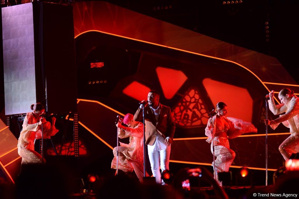 ЖАРА 2018 – эйфория от "Ленинград", фанат прорвался к Jah Khalib, сын Майкла Джексона (ВИДЕО, ФОТО)