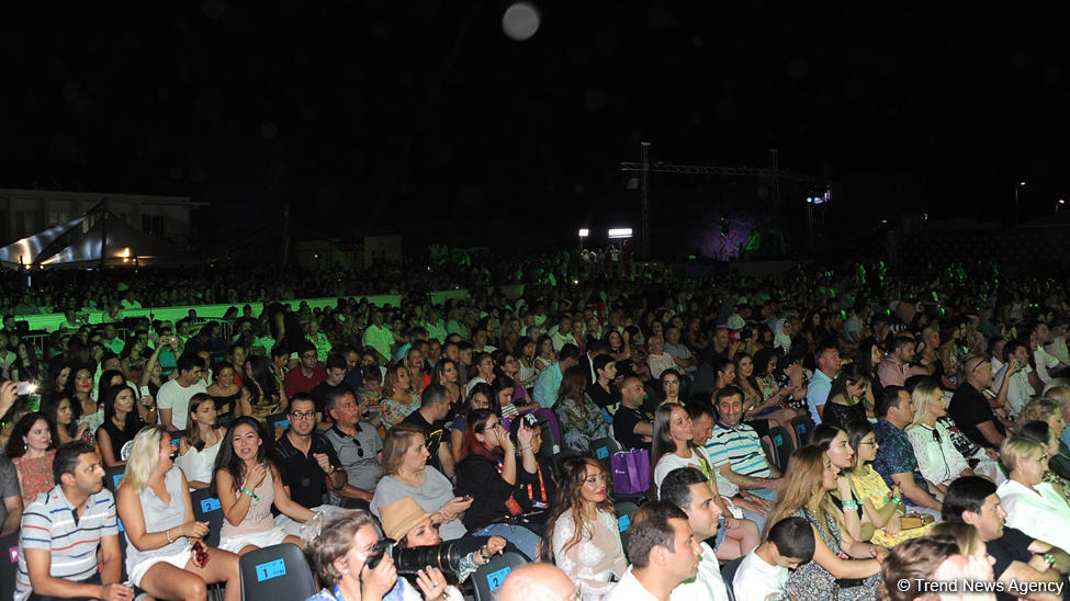 ЖАРА 2018 – эйфория от "Ленинград", фанат прорвался к Jah Khalib, сын Майкла Джексона (ВИДЕО, ФОТО)