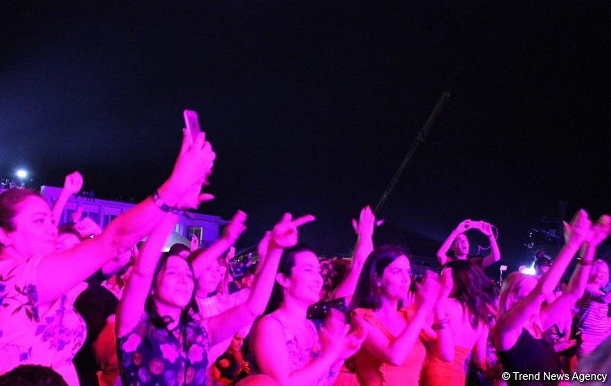 ЖАРА 2018 – эйфория от "Ленинград", фанат прорвался к Jah Khalib, сын Майкла Джексона (ВИДЕО, ФОТО)