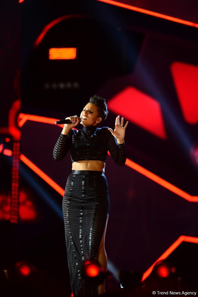 ЖАРА 2018 – эйфория от "Ленинград", фанат прорвался к Jah Khalib, сын Майкла Джексона (ВИДЕО, ФОТО)