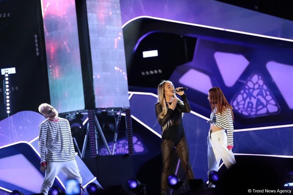 ЖАРА 2018 – эйфория от "Ленинград", фанат прорвался к Jah Khalib, сын Майкла Джексона (ВИДЕО, ФОТО)