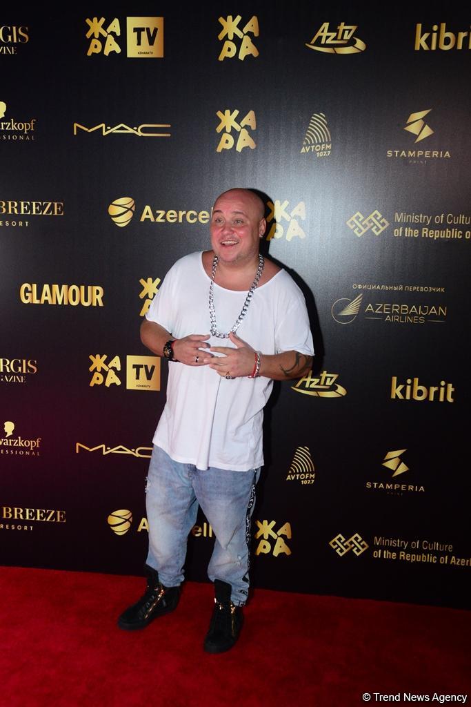 Звезды на красной дорожке закрытия фестиваля "ЖАРА-2018". До новых встреч! (ФОТО)