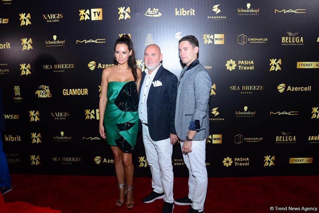 Звезды на красной дорожке закрытия фестиваля "ЖАРА-2018". До новых встреч! (ФОТО)