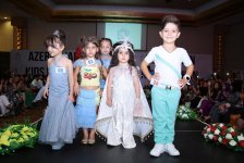 В Баку показали тренды летней детской моды (ФОТО)