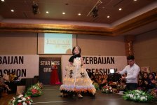 В Баку показали тренды летней детской моды (ФОТО)