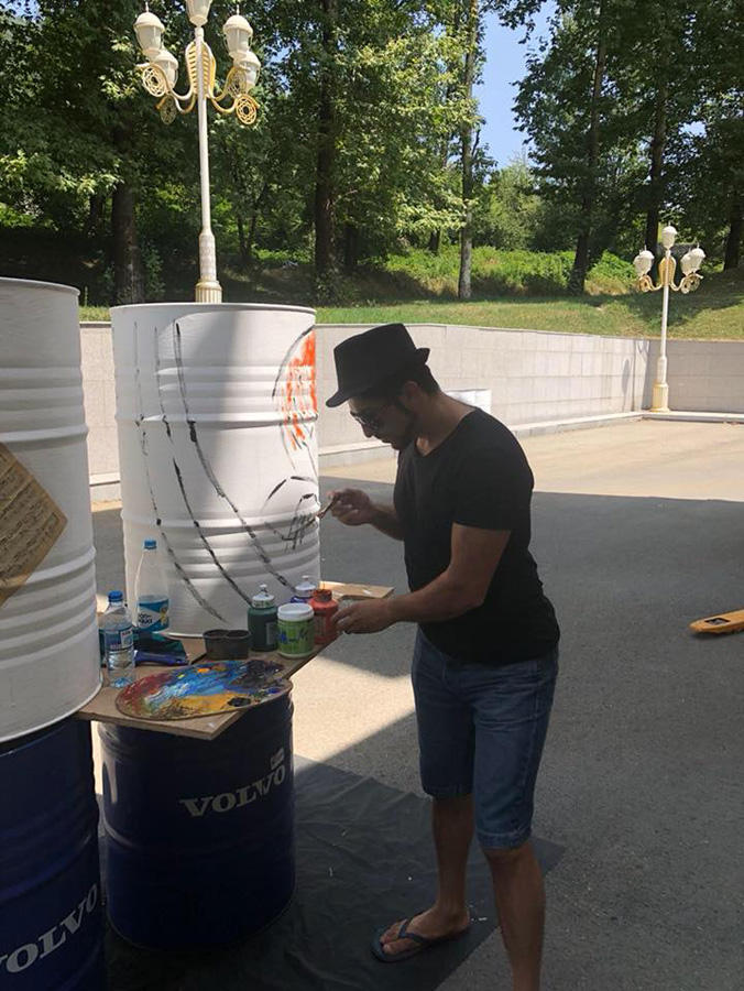 Музыка нефтяных бочек в Габале (ФОТО)