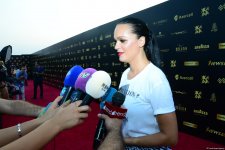 Когда летела в самолете, то уже была потрясена Баку – Слава (ФОТО)