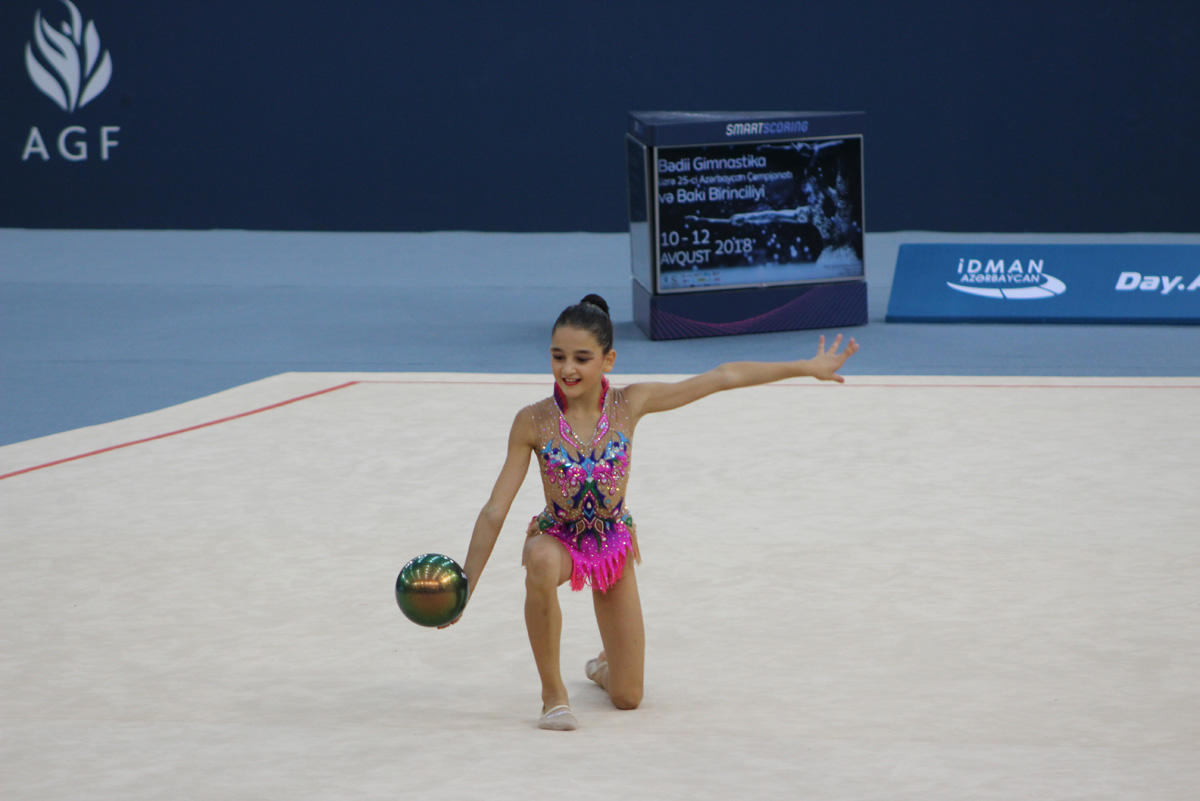 Лучшие моменты второго дня XXV Чемпионата Азербайджана и Первенства Баку по художественной гимнастике (ФОТОРЕПОРТАЖ)