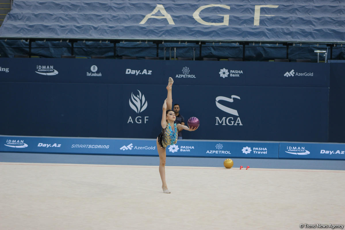Стартовал второй день XXV Чемпионата Азербайджана и Первенства Баку по художественной гимнастике (ФОТО)
