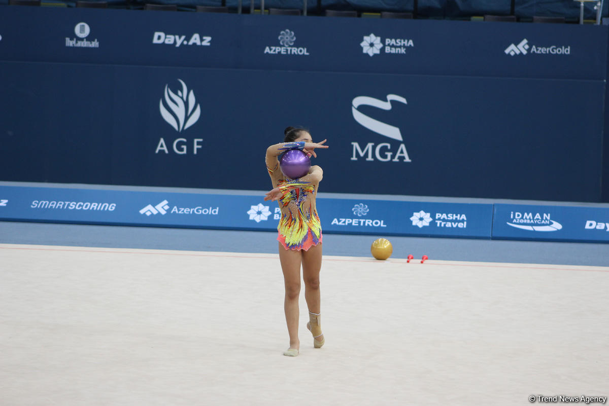 Стартовал второй день XXV Чемпионата Азербайджана и Первенства Баку по художественной гимнастике (ФОТО)