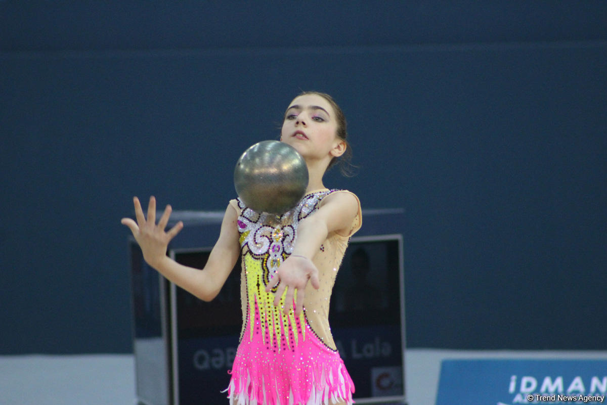 Стартовал второй день XXV Чемпионата Азербайджана и Первенства Баку по художественной гимнастике (ФОТО)