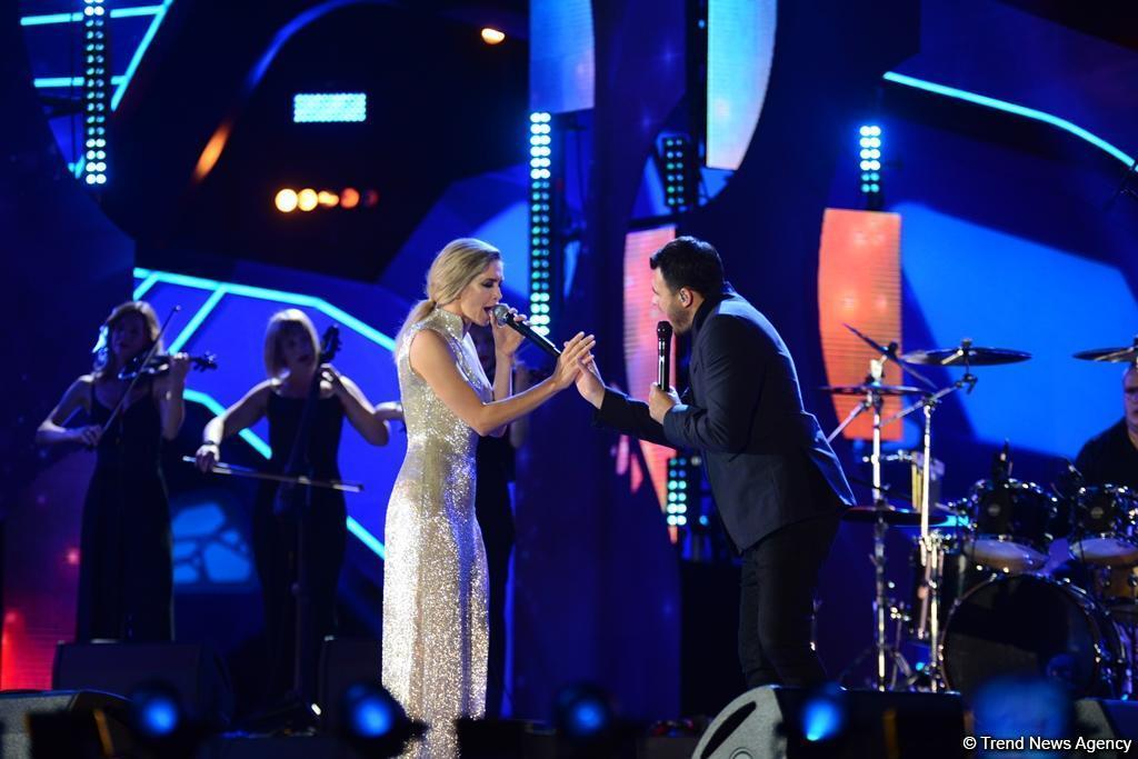 Вера Брежнева на Каспийском берегу Баку (ВИДЕО, ФОТО)