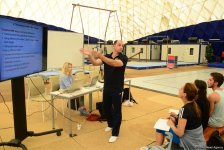 В Баку проходят тренерские курсы по аэробной гимнастике Академии FIG (ФОТО)