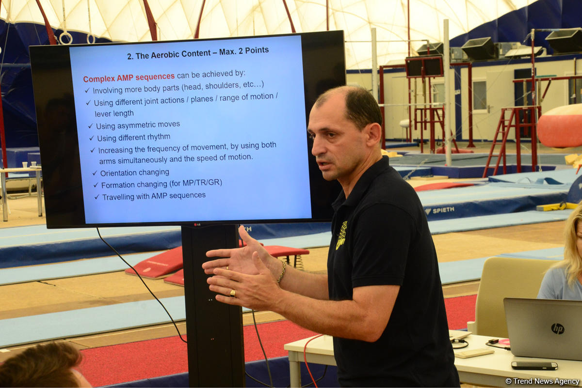 В Баку проходят тренерские курсы по аэробной гимнастике Академии FIG (ФОТО)