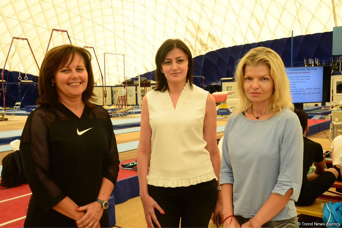 В Баку проходят тренерские курсы по аэробной гимнастике Академии FIG (ФОТО)
