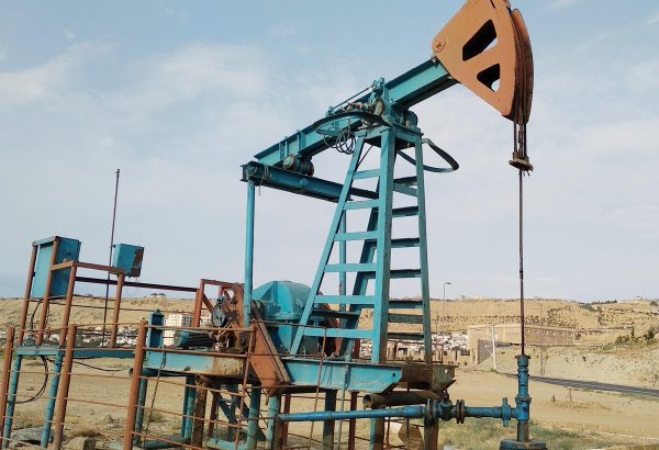 Азербайджанская нефть подешевела