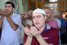 В связи с праздником Гурбан во всех мечетях Азербайджана совершен праздничный намаз (ФОТО)