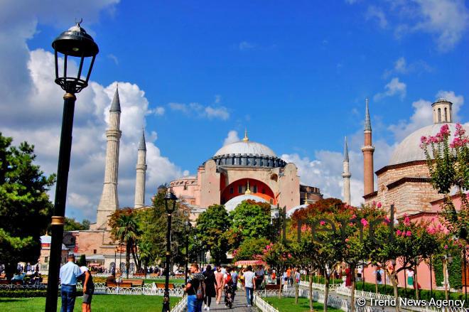 Кому выгоден ажиотаж вокруг статуса Айя Софии