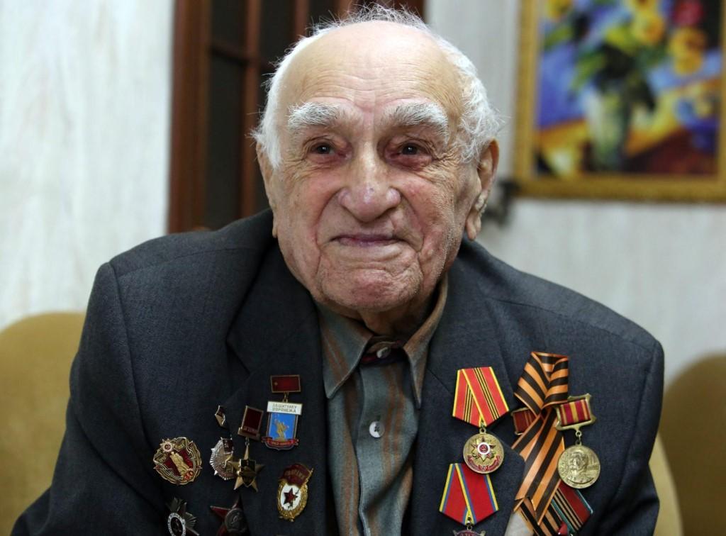100-летний азербайджанский ветеран стал первым Почётным гражданином Воронежа (ВИДЕО, ФОТО)