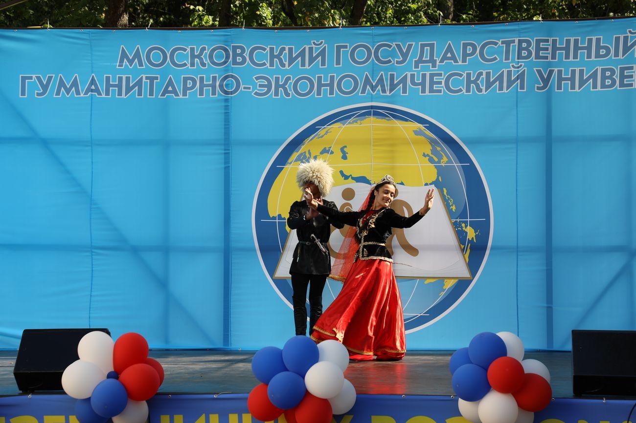 Мурад Садых удостоен диплома фестиваля "Жизнь безграничных возможностей" в Москве (ВИДЕО, ФОТО)