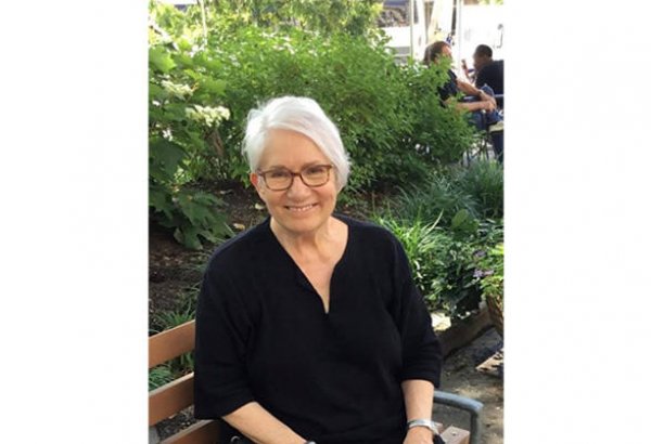 Американская художница Кристин Мартенс представит женские ритуалы в Баку